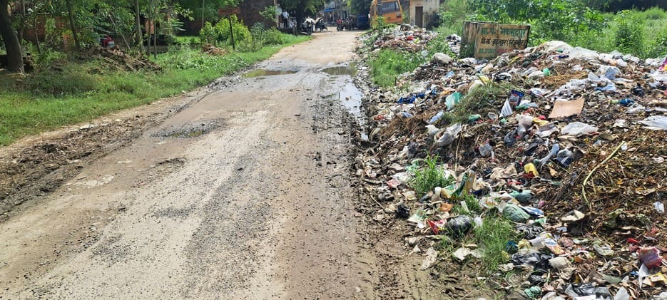 More than 50 lakh works were done under MNREGA, Chak road and pond are in bad condition