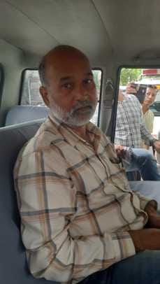 Even after pleading ten times, the heart did not melt, he took a loan and gave 15 thousand rupees