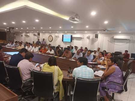 Review of Chief Minister's dashboard monitoring book and construction works