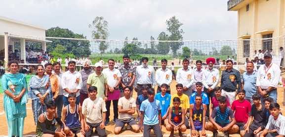 Kothi Khidmatpur team champion in volleyball