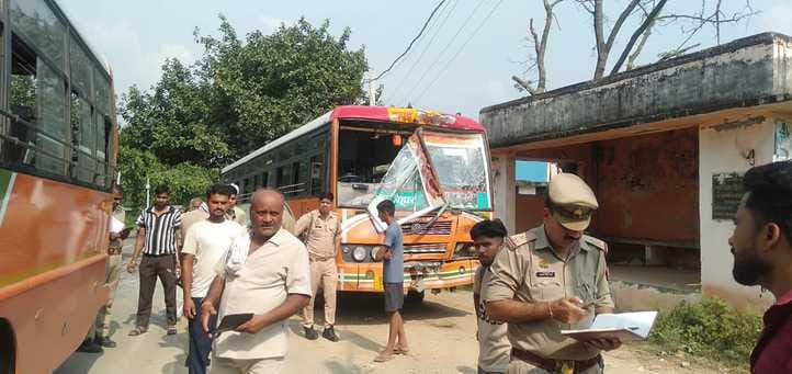 Parked roadways bus hit from behind, more than 25 injured