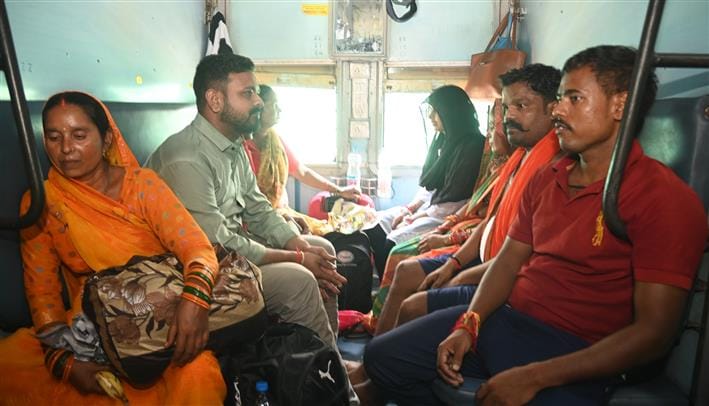 58 trains to and from Jammu cancelled, thousands of passengers stranded