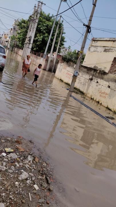 No evacuation even after 36 hours of rain, issue of waterlogging echoed in Assembly also