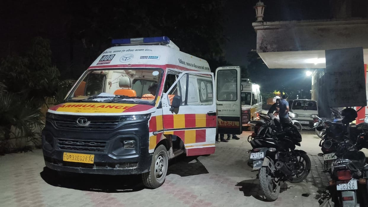 Tractor-trolley overturned, driver died