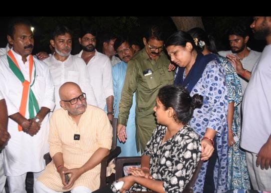 Congress state president Ajay Rai met the families of those who died in the accident