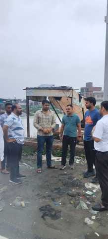 One day's salary of 22 sanitation workers including supervisor was deducted