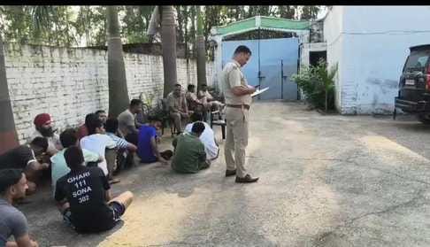 Police raided a drug de-addiction centre in Saha, but did not find the license