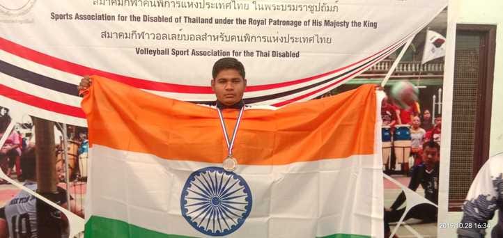 Divyang Gyan Singh made his mark from rags to riches