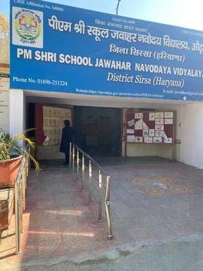 Preparations to take students on a tour to universities to increase interest in higher education