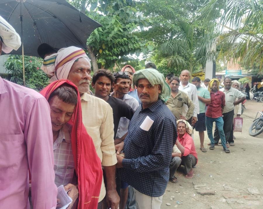 Department's claims are hollow, committees are locked, farmers return disappointed