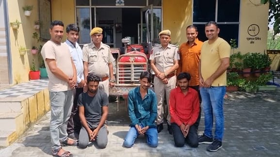 Pisangon police station recovered a tractor stolen 6 years ago and arrested three accused