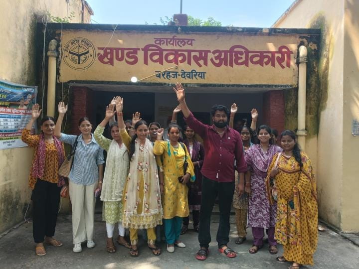 Panchayat assistants demonstrated