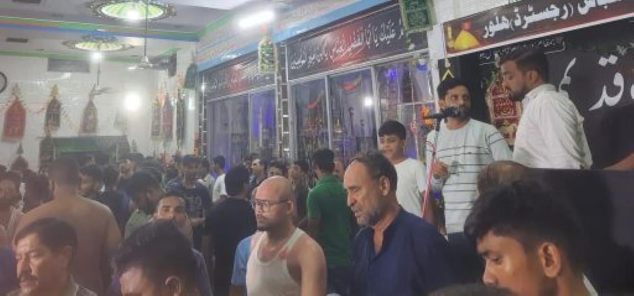 Siddharthnagar News : Devotees mourned by reciting Nauha in Shabbedari
