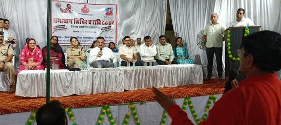 In public dialogue, the most common problems faced by DC were electricity and water
