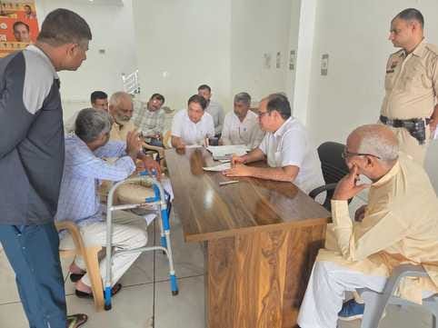 MLA Anil Yadav held a public hearing