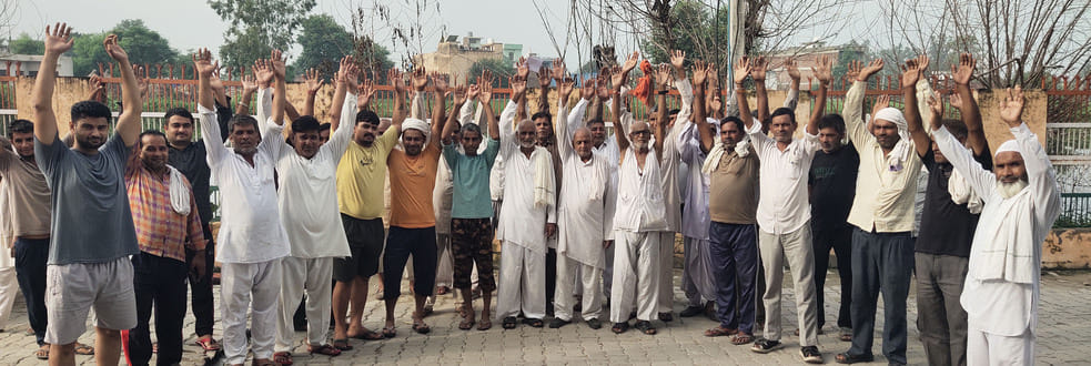 Jhambha villagers protest against polluted water