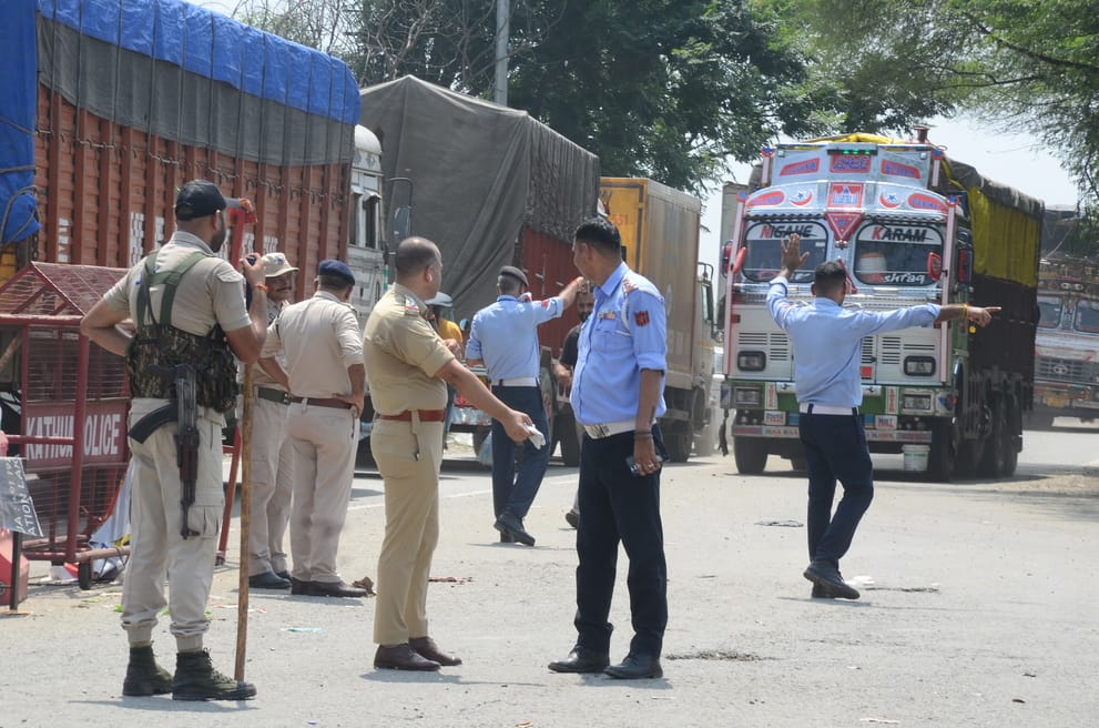 Due to landslide, movement of trucks in Lakhanpur is controlled