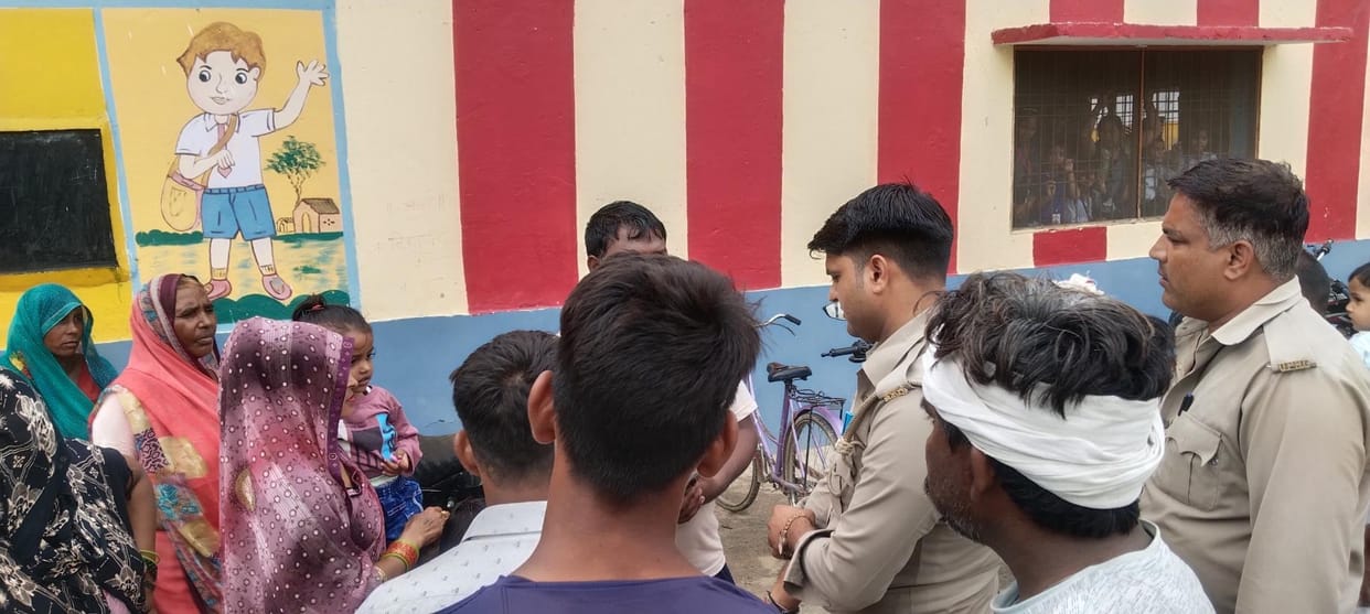 LKG student beaten for not doing homework, family members created ruckus