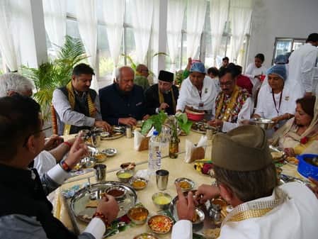 सिरोही। ब्रह्माकुमारी संस्थान में रॉयल फैमिली स्प्रीचुअल रिट्रीट के  दूसरे दिन विभिन्न कार्यक्र