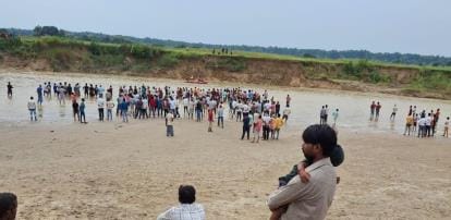 Youth drowns while trying to cross river by swimming, search continues