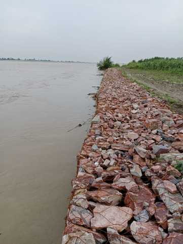 The water level of Yamuna increased due to the water coming from Hathini Kund Barrage