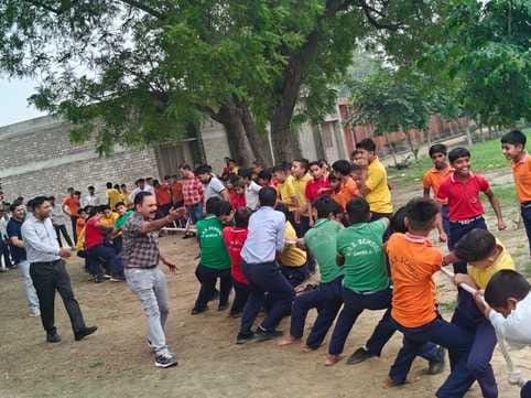 Rani Laxmibai House tops in tug of war