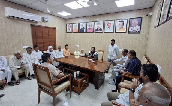 Women will get 2100 rupees from 25 under Lado Laxmi Yojana: Devendra Atri