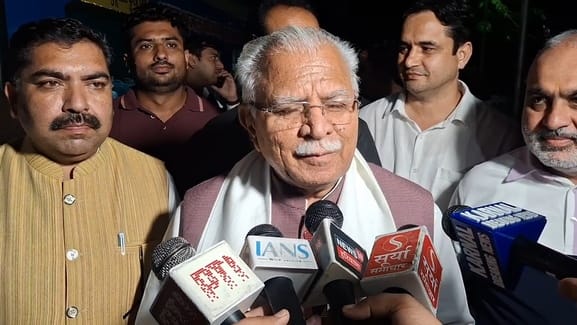 Hate speech for the supreme leader of the country, a matter of shame: Manohar Lal