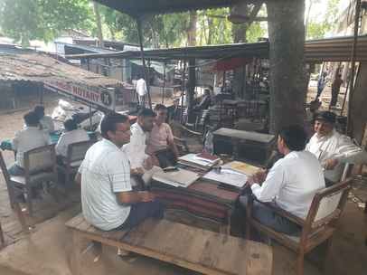 Work stopped due to sudden death of two lawyers
