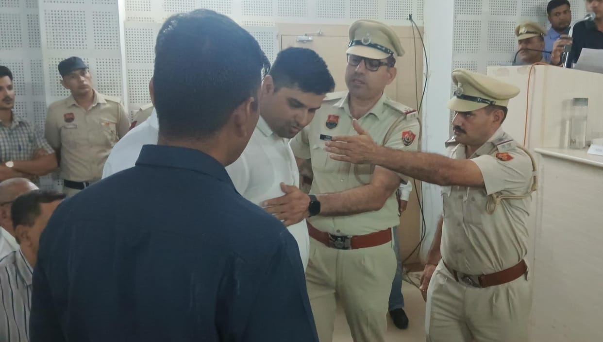 Summons served to Haryana Agriculture Minister in Grievance Redressal Committee meeting