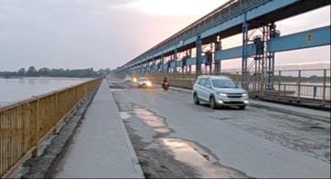 Barrage bridge opened for four wheelers after 23 days