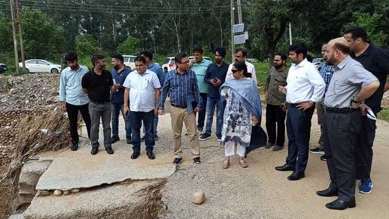 Mandeep Kaur, Secretary, Revenue Department, Visit Effected Areas