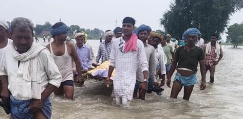kasganj news last rite flood