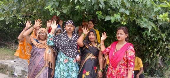 kasganj news jailer exploited