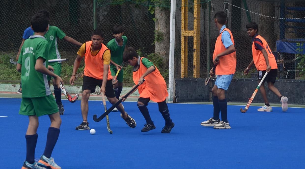 Green Park won in hockey and Armarina Club Armapur won in volleyball