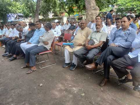Dharna at DIOS office against privatization and commercialization of education
