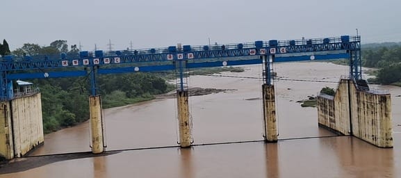 Water released from Ramganga dam after warning floods in seven districts