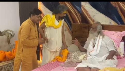 Mahant Nritya Gopal Das gave a hint about the possibility of construction