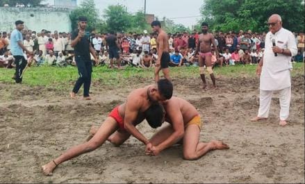 Wrestling: Tikam of Daura defeated Nitin of Jijoda