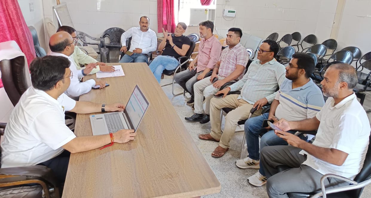 Siddharthnagar News : Superintendent held a meeting with registered hospital managers