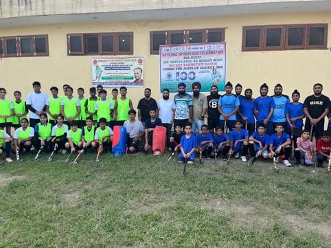 Hockey exhibition match organized in Kathua on National Sports Day