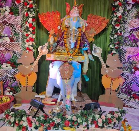 Somewhere Ganesha was anointed with vermilion and somewhere a crowd of devotees gathered for Mahaarti