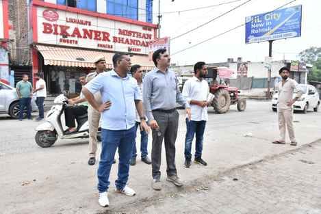 Ambedkar Chowk will be made beautiful, garbage points and illegal hoardings will be removed