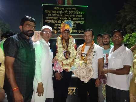 Welcoming medal winning boxer Ashish