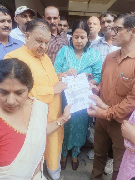 Multi-purpose health workers expressed anger over pending demands