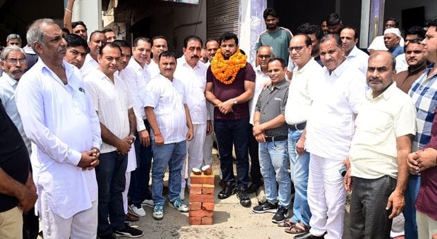 Foundation stone laid for construction of six streets costing Rs. 45 lakhs