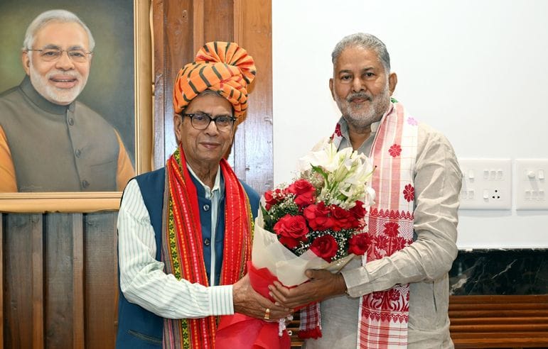 Former Education Minister met the Governor