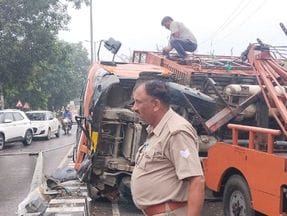 Canter collides with auto, five injured including a woman