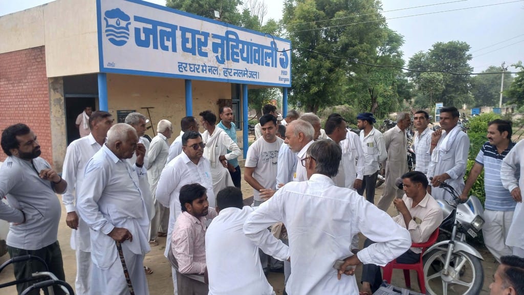 Assurance received from SDO- Negligent employees will be transferred, drinking water related problem will be solved