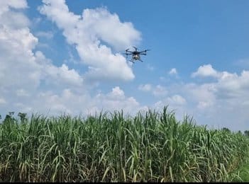 Drones were used to spray 30 thousand acres of crops in 2110 villages of the division